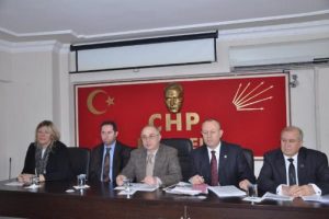 'L&uuml;ks konutlar peşkeş &ccedil;ekiliyor'