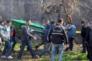Uyuşturucu bağımlsı evinde &ouml;l&uuml; bulundu