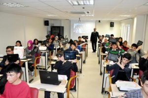 &Ouml;ğrencilere tablet m&uuml;jdesi