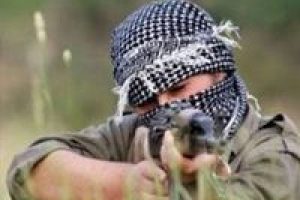 İ&ccedil; &ccedil;amaşırında el bombası bulundu