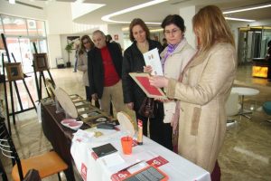 Hastalar hat sanatıyla moral buluyor