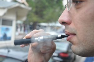 Elektronik sigara yasağı deliyor mu?