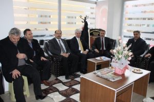 "TOKİ'nin m&uuml;teahhitlik sekt&ouml;r&uuml;ne zararı yok"