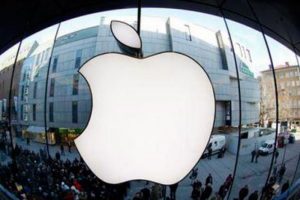 En değerli şirket yine Apple &ccedil;ıktı