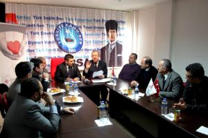 Kamu-Sen &uuml;yelerine sağlık g&uuml;vencesi