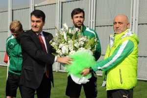"Bursaspor'un başarısı i&ccedil;in desteğe hazırız"