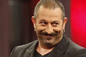 &Uuml;nl&uuml; sanat&ccedil;ıdan Cem Yılmaz hakkından şok s&ouml;zler...