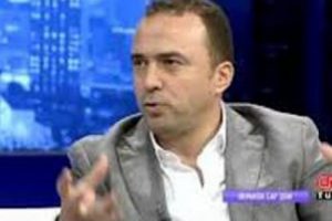 Arif Erdem'den canlı yayında k&uuml;f&uuml;r