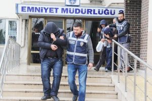 57 kiloluk esrar polis kamerasında