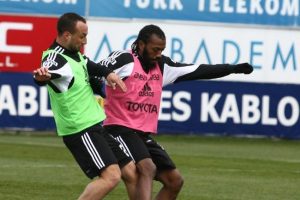 Beşiktaş'ta Sivasspor ma&ccedil;ı hazırlıkları devam ediyor