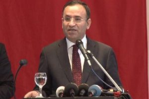 Bozdağ başkanlık sistemini değerlendirdi