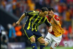 ''Yarın bizi &ccedil;ok b&uuml;y&uuml;k ve zor bir ma&ccedil; bekliyor''