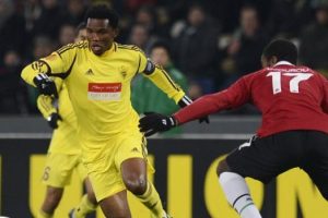 Anzhi zorlanmadan 3.turda!