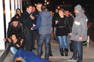 Otob&uuml;sten indi, iner inmez kalp krizinden &ouml;ld&uuml;