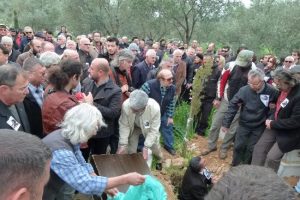 Fotoğraf sanatcısı son yolculuğuna uğurlandı