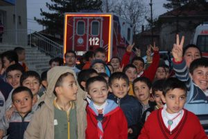 İlkokulda aşı skandalı!