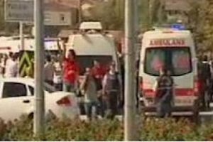 Ankara Ulus'ta bombalı ambulans aracı alarmı