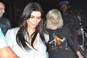 Afrika'ya Kim Kardashian faturası