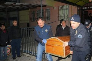 Gen&ccedil; kadın evinde &ouml;l&uuml; bulundu