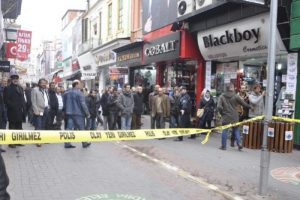 Boş &ccedil;anta bomba paniğine neden oldu