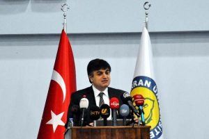 'Akademisyenlik erozyona uğratılmıştı'