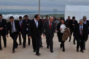 İngiltere B&uuml;y&uuml;kel&ccedil;isi &ccedil;adır kentte