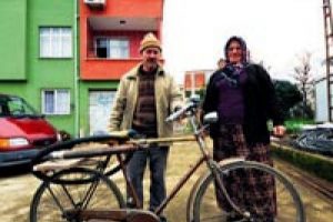 20 yıl &ouml;nce &ccedil;alınan bisiklet notla geldi