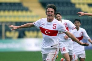 Bursaspor gen&ccedil;leri profesyonel oluyor