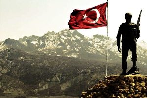 Hangi komutan ne kadar maaş alıyor?