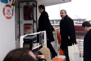 BDP'lilere iki MİT'&ccedil;i eşlik etti