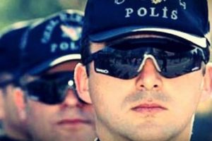 Polislere m&uuml;jde!