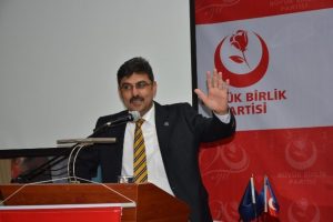 "Irk&ccedil;ılık ile T&uuml;rk milliyet&ccedil;iliği karıştırılıyor"