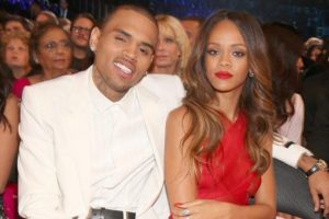 "Rihanna'yı d&ouml;vmek hayatımın hatasıydı"