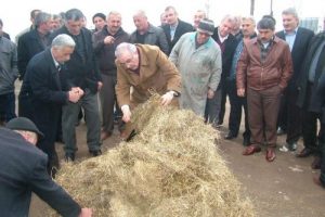 CHP'li vekil saman yaktı