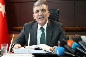 Cumhurbaşkanı G&uuml;l siyaseti bırakıyor mu?