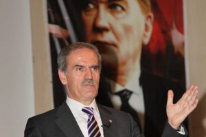 "Bursa'yı tecr&uuml;beyle y&ouml;netiyoruz"