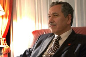 Arın&ccedil;: "12 Haziran 1997'de darbe bekliyordum"