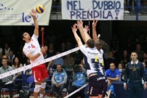Halkbank İtalya'dan avantajla d&ouml;nd&uuml;