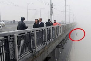 İntihar fonlu hatıra fotoğrafı
