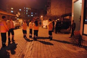 İntihar etmek i&ccedil;in 3 saat bekledi
