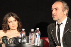 Hollywood&acute;a damgasını vurdu