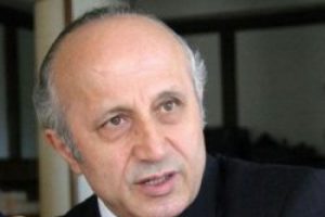1.90'lık adamlara &ccedil;ok nal toplattım