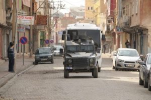 Cizre'de ka&ccedil;ak bahis operasyonu