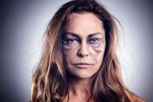 H&uuml;lya Avşar: Ayşe Paşalı r&uuml;yalarıma girdi