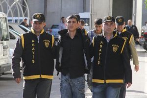 Hırsızlar polisin tekno takibinden kurtulamadı
