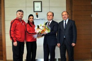 Nevin Yanıt'tan spor genel m&uuml;d&uuml;r&uuml;ne ziyaret