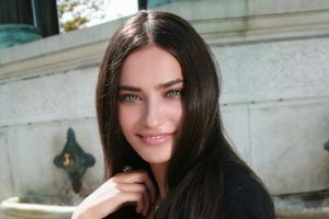 L'oreal Paris'in y&uuml;z&uuml; oldu