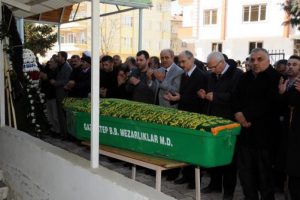 Talihsiz doktor, ağabeyi gibi kazada &ouml;ld&uuml;