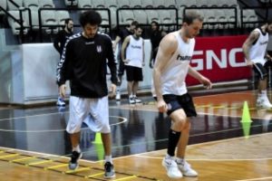 Beşiktaş Caja Laboral'a bileniyor