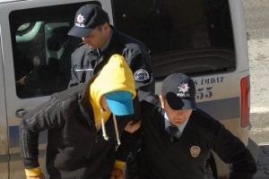 Kablo hırsızlığına tutuklama